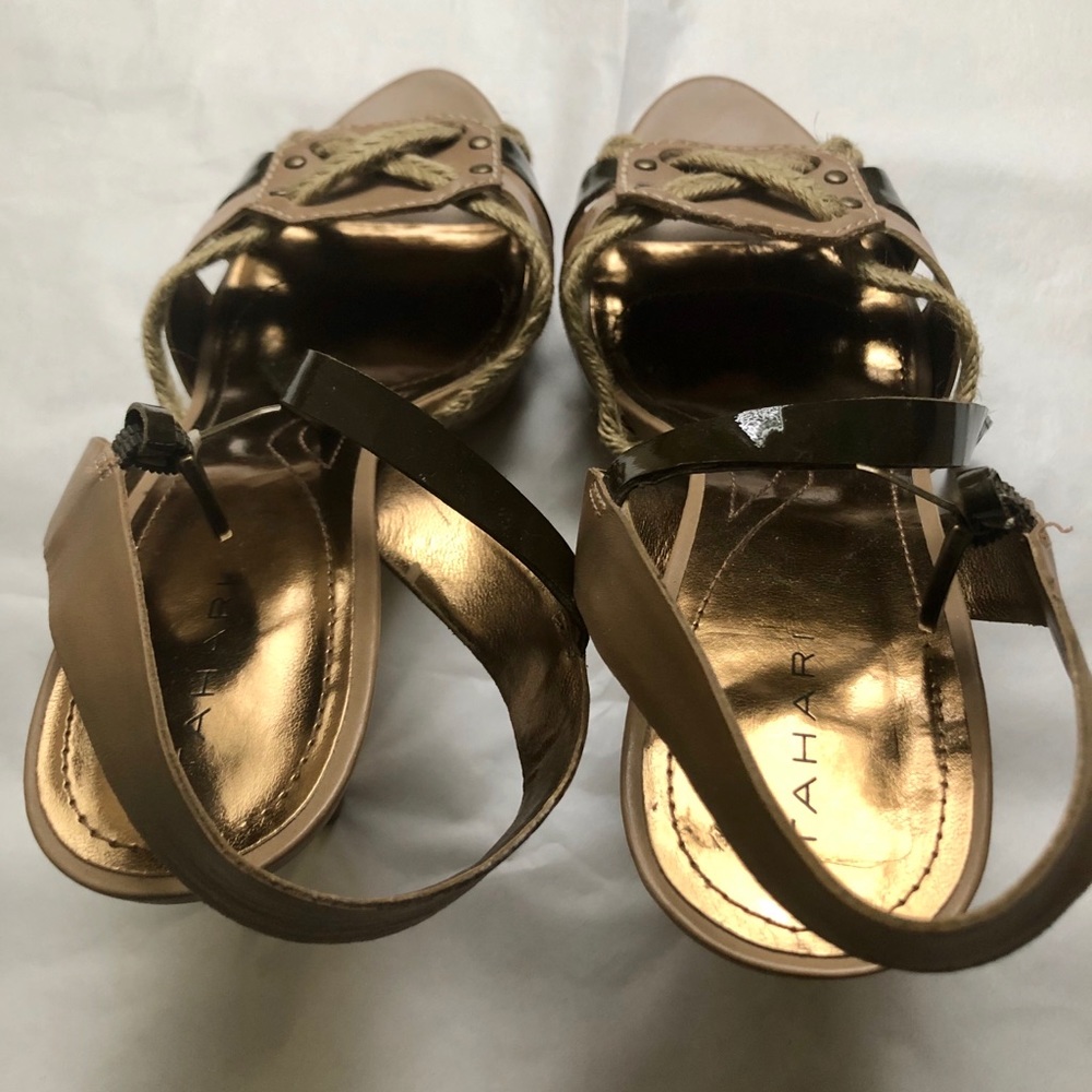 TAHARI Women’s Heels Size 11
